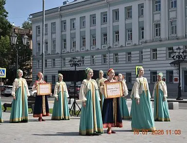 Торжественная церемония возложения цветов к памятнику Святого благоверного князя М.Я. Тверского - фото 3